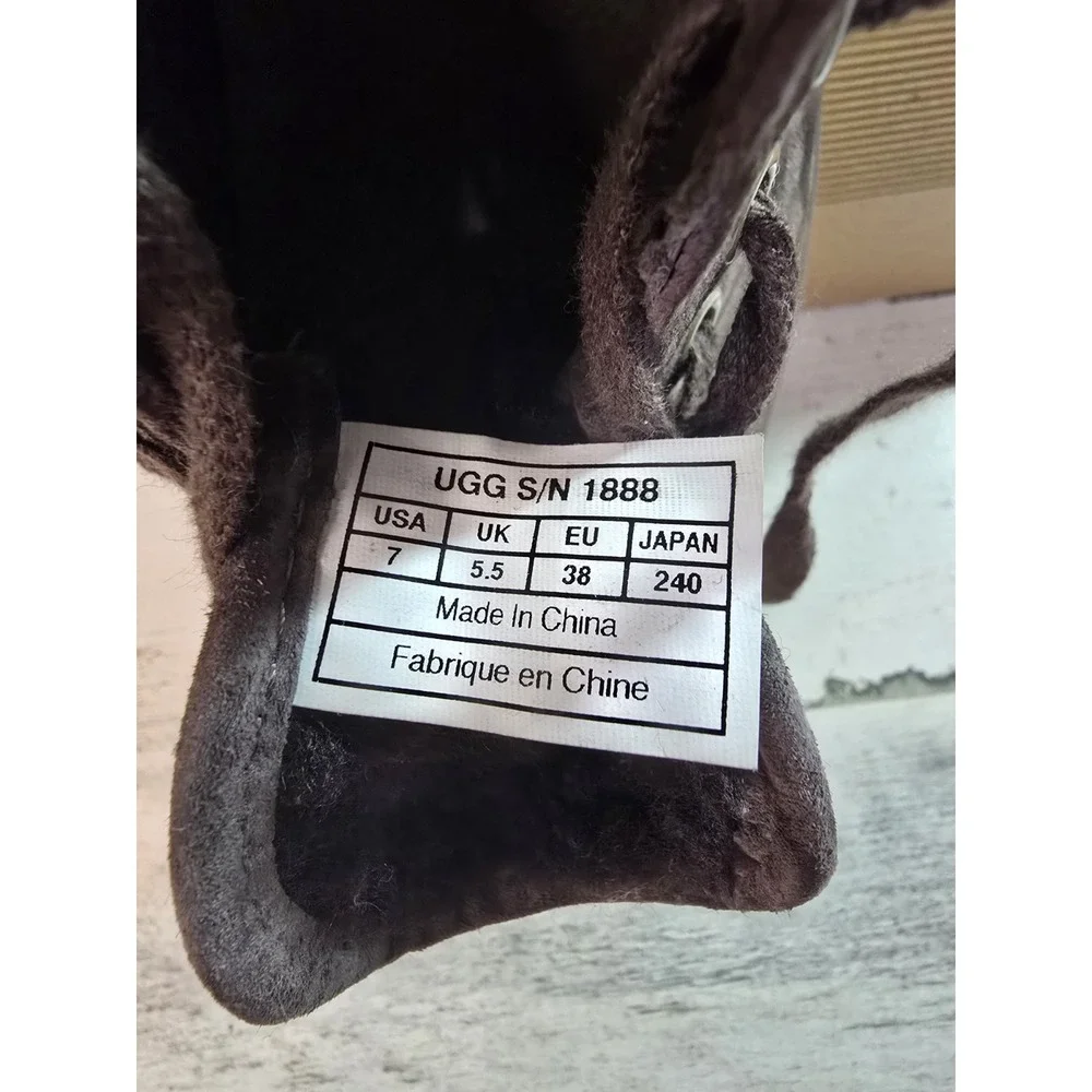 UGG‎ Australia 1888 Brown Suede Shearling Lined Low Top Sneakers Mens 7 Womens 9
